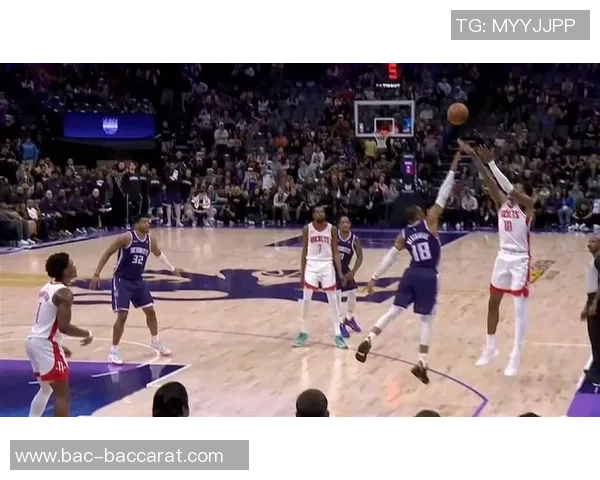 火箭队三分命中率领跑联盟却出手数垫底背后原因何在