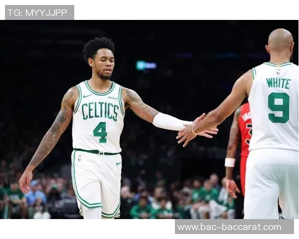 杰伦布朗赞西蒙斯攻防兼备实力超乎想象表达深厚敬意