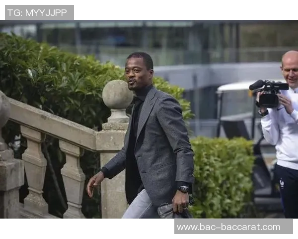 埃弗拉回忆莫耶斯执教时期自感表现糟糕并批评当代球员软弱 埃弗拉回忆莫耶斯执教时期自感表现糟糕并批评当代球员软弱