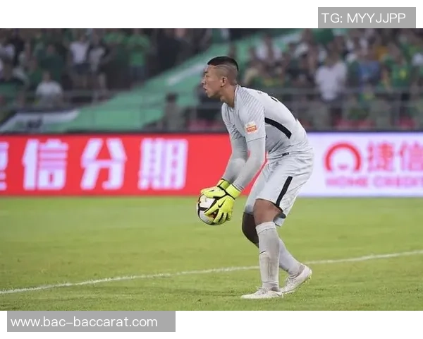 罗林斯进攻端显著提升投射水平逐渐稳定引关注 罗林斯进攻端显著提升投射水平逐渐稳定引关注