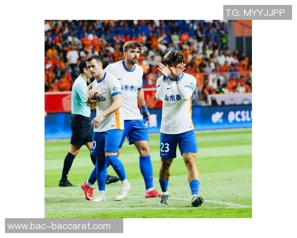 山东泰山于10月10日重返训练场全力备战即将对阵浙江队的关键比赛 山东泰山于10月10日重返训练场全力备战即将对阵浙江队的关键比赛