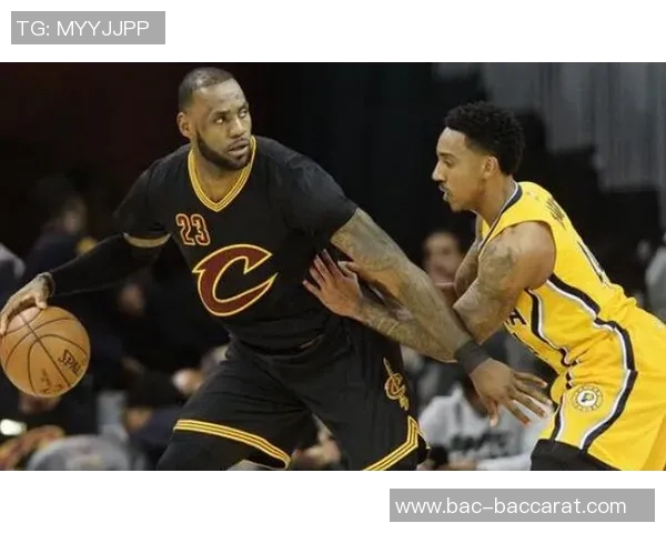 英超拦截王争夺战凯塞多领衔赫拉芬贝赫沃克詹姆斯紧随其后