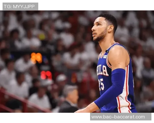 西蒙斯谈五连客挑战上半场防守为球队奠定胜利基调